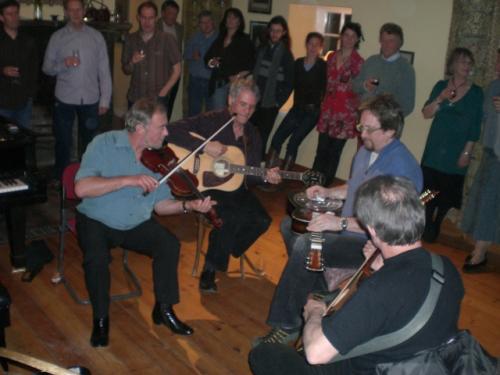 Wrap party Transatlantic Sessions 3, with Aly Bain, Jerry Douglas, Donnal Lunny, 2007